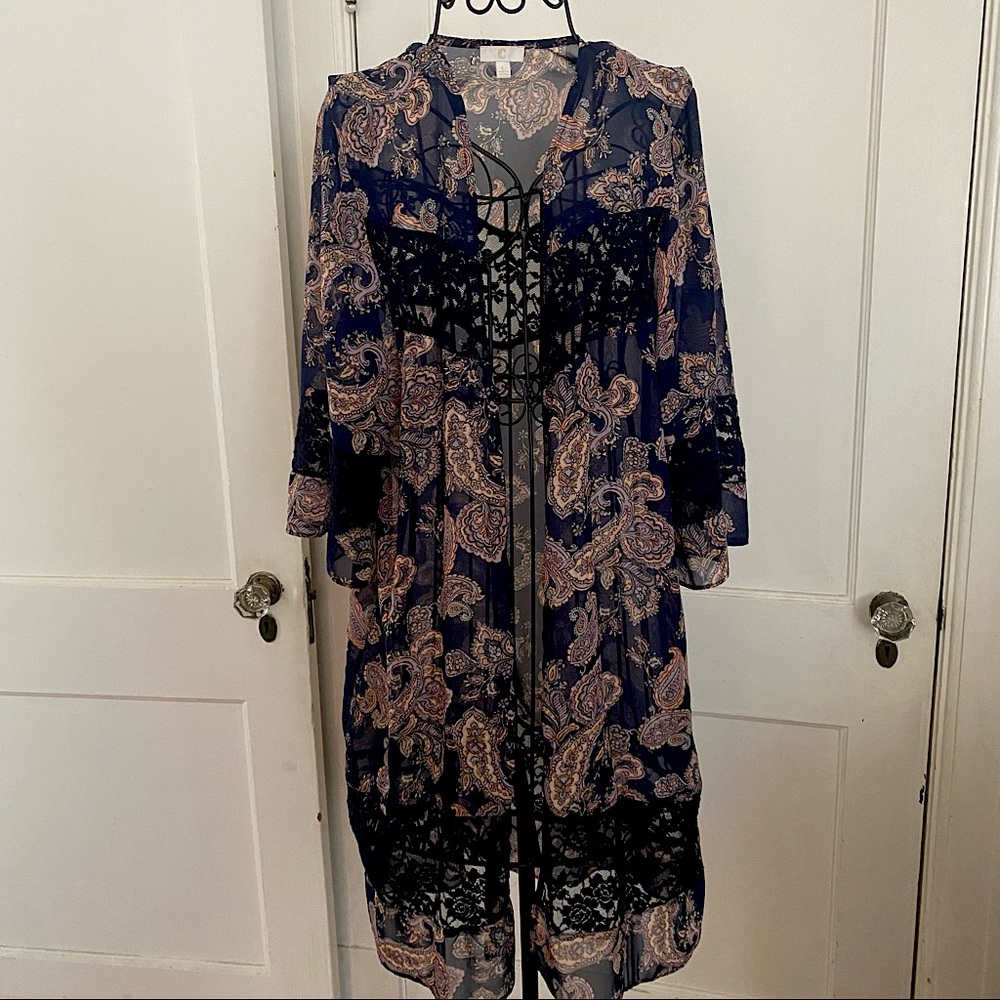 Floral & Lace Kimono